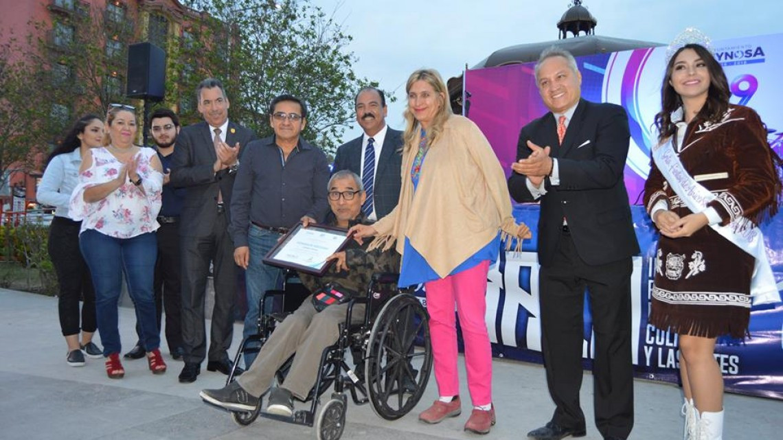Realizan homenaje a Cornelio Reyna