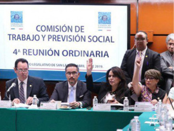 Diputados aprueban en comisión dictamen sobre reforma laboral