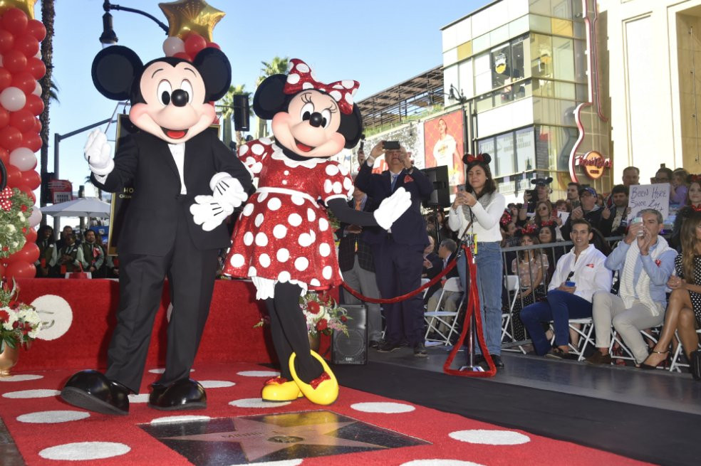Minnie Mouse recibe su estrella en el Paseo de la Fama 