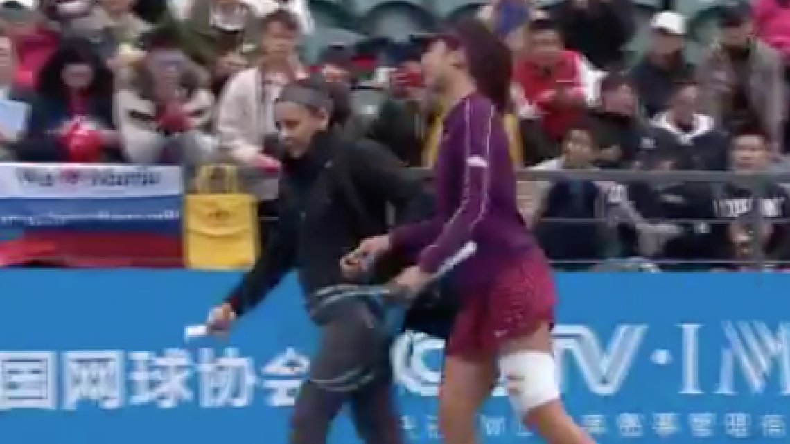 Maria Sharapova se retira por lesión del Abierto de Shenzhen 