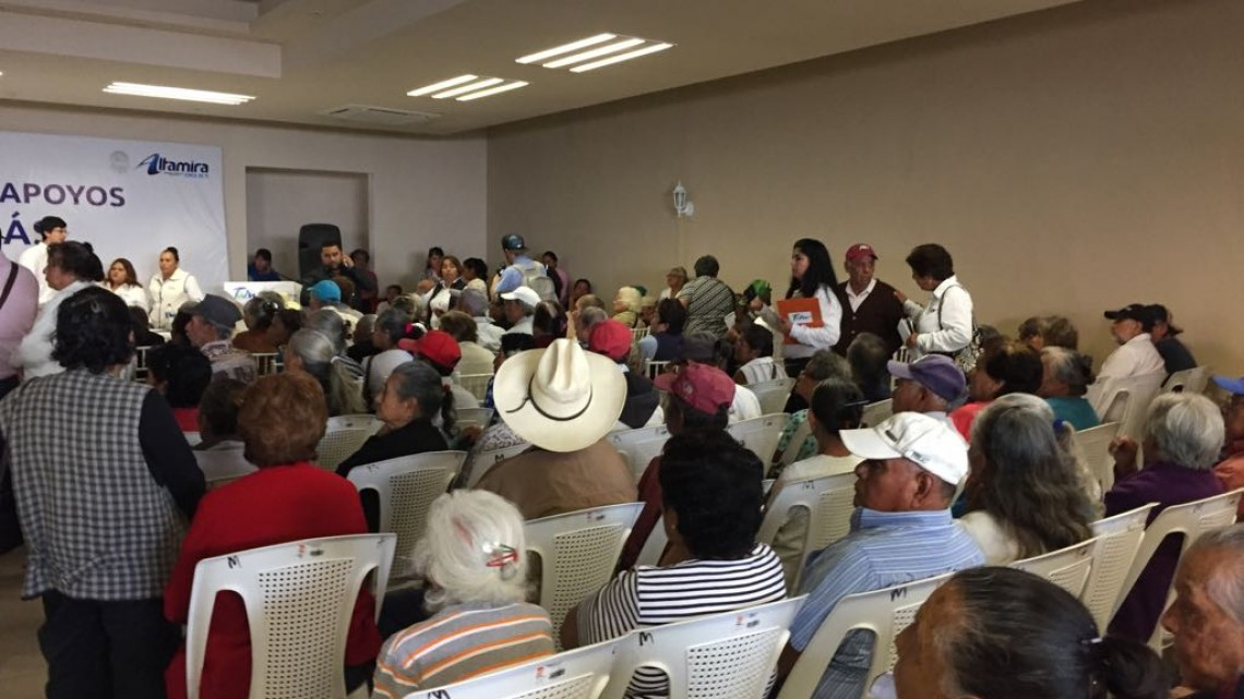 Analizan suspensión de apoyos sociales por veda electoral