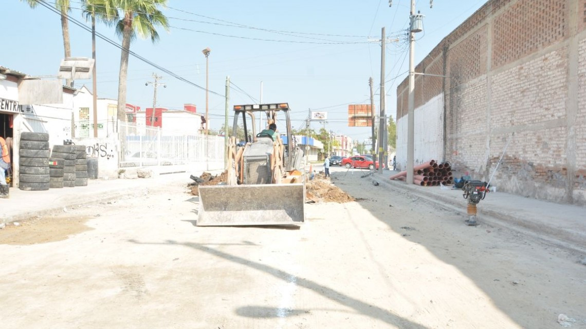 Calle Ortiz Rubio es pavimentada