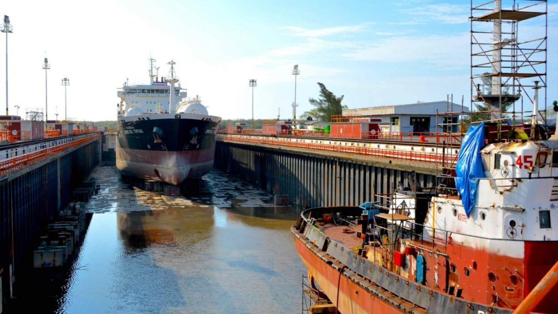 El Dique Seco del Cerenav cumple 36 años de dar servicio a embarcaciones