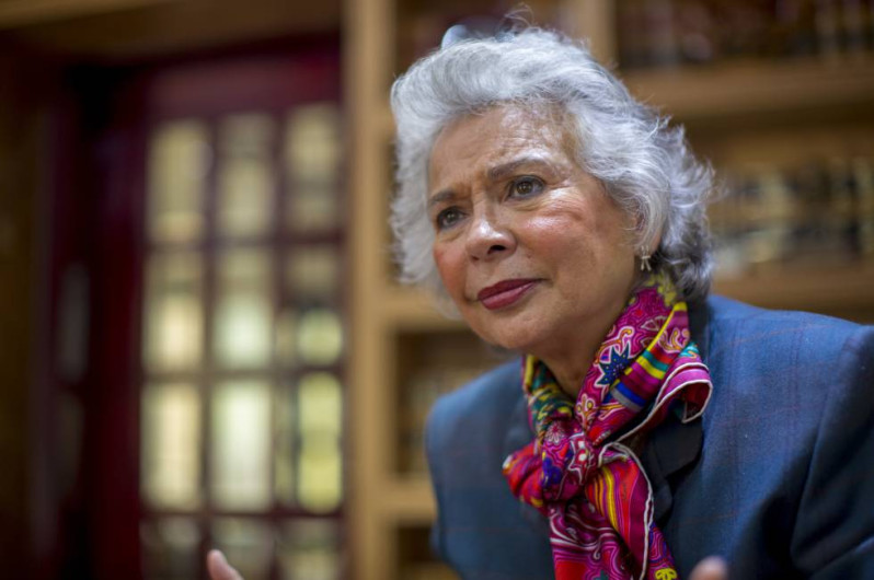 Sánchez Cordero niega control de los medios públicos