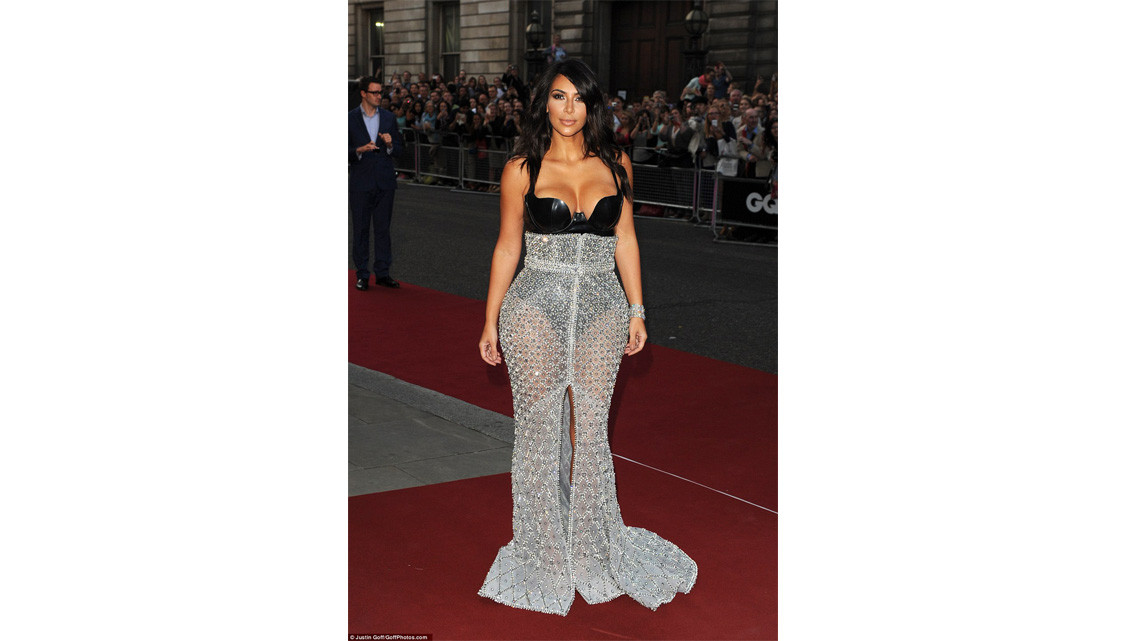 Kim Kardashian vuelve a las redes sociales