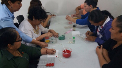 Imparte Ayuntamiento capacitación a personas especiales