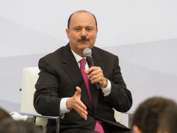 Revocan expulsión de César Duarte del PRI