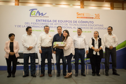 Entregan equipos de cómputo a Personal de Educación en Reynosa
