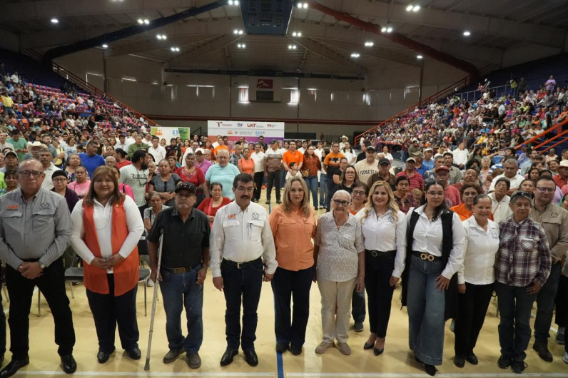 “Lentes con Corazón” reafirma vocación humanista de la UAT