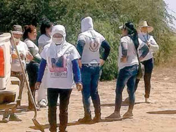 38 restos en fosas clandestinas: Guerreras Buscadoras