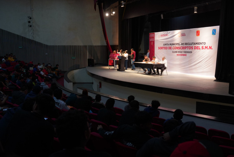 Realiza Gobierno Municipal sorteo de conscriptos del Servicio Militar Nacional: 768 jóvenes participan en el evento cívico