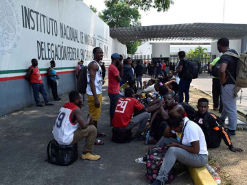 Aprueban sanciones a funcionarios que violen derechos de migrantes