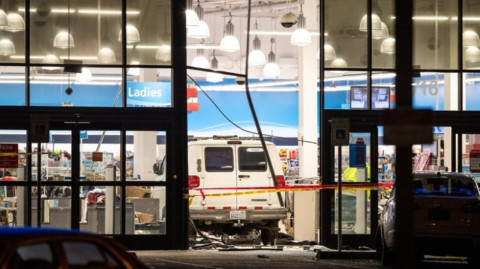 11 personas arrolladas por camioneta en EU