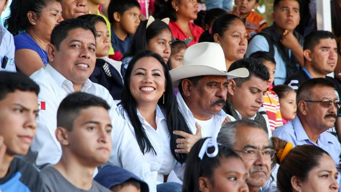 Realizan desfile por 107 Aniversario de la Revolución Mexicana