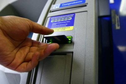Reportan fallas masivas en sistema bancario