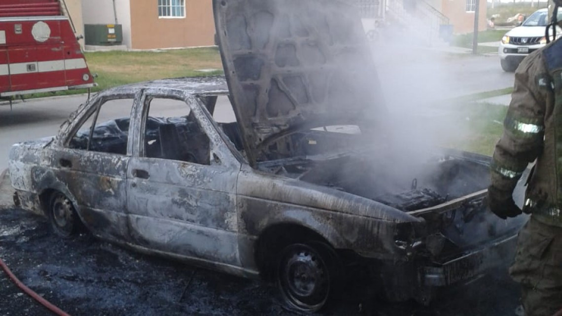 Choque e incendio, movilizan cuerpos de emergencia en Altamira