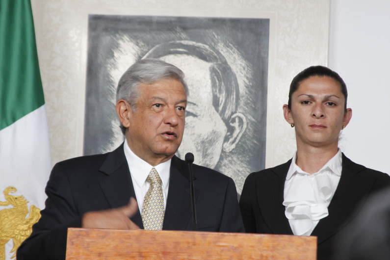 Ana Guevara podría dirigir la Conade durante el sexenio de AMLO