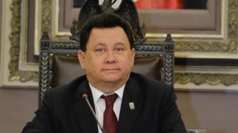 Piensen antes de abrir las piernas y dejarse embarazar: Alonso Granados