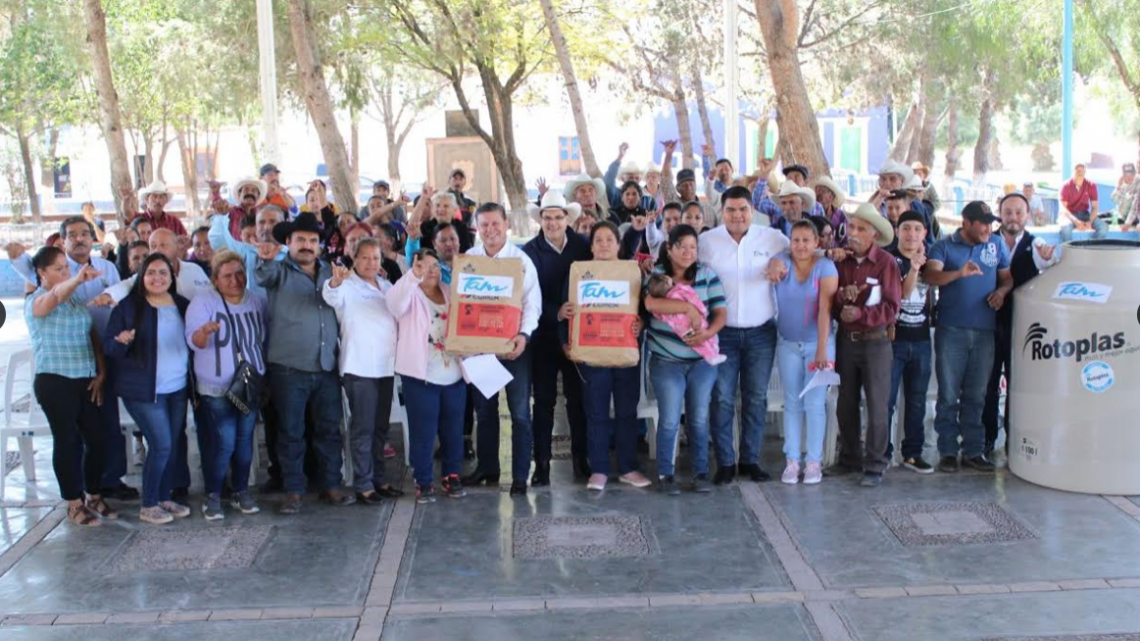 Entregan en Miquihuana apoyos por parte del GobTam y SEBIEN