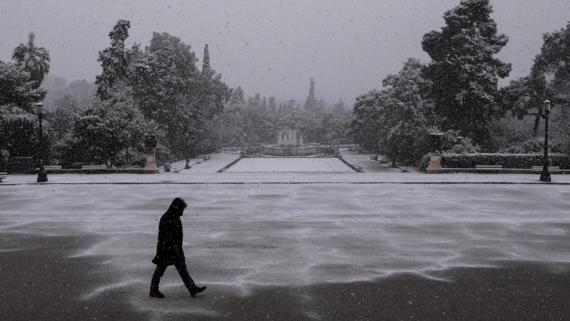 Tormenta de nieve tiñe de blanco a Grecia y a Turquía