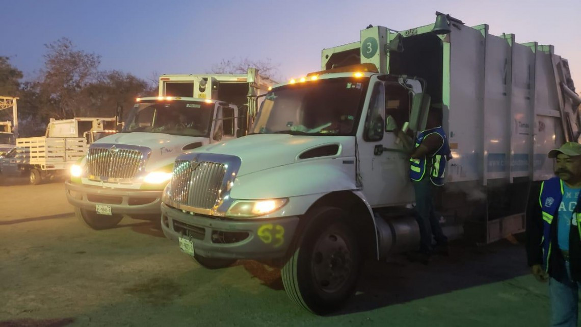 Equipa Xico a personal de limpieza pública