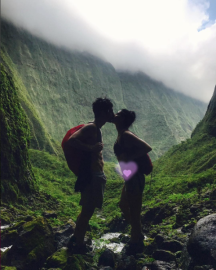 Aislinn Derbez y Mauricio Ochman anuncian espera de bebé