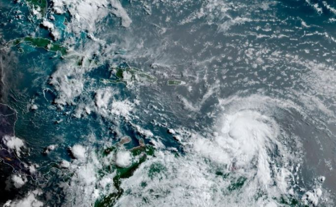 Se convierte "Elsa" en el primer huracán de la temporada en el Caribe