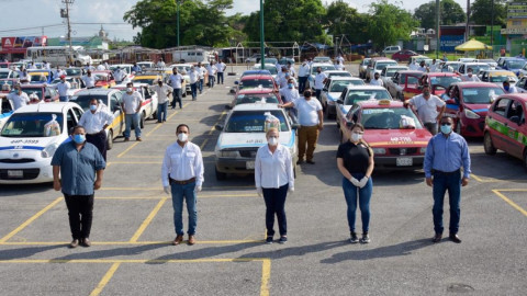 Brinda Alcaldesa de Altamira apoyo a choferes del transporte público