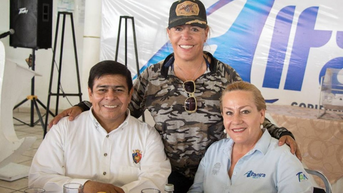 Premian a ganadores del XXXVIII Torneo de Pesca