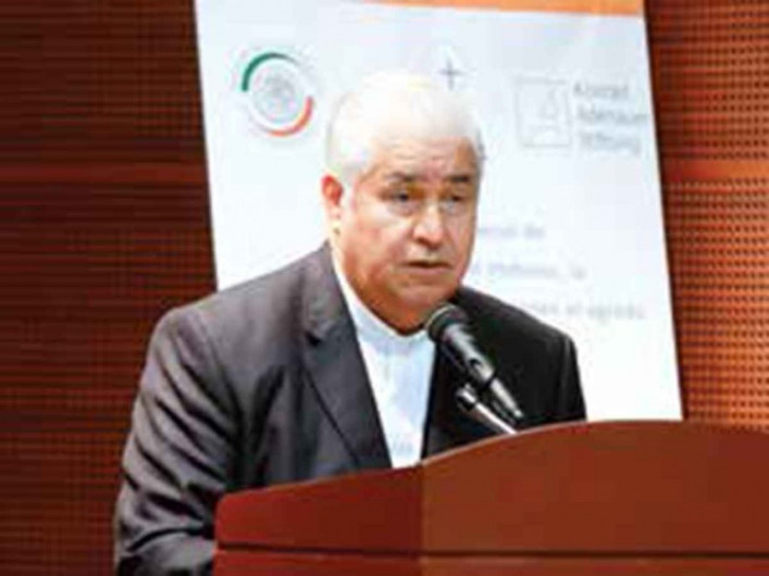 Busca iglesia ser incluida en debate nacional