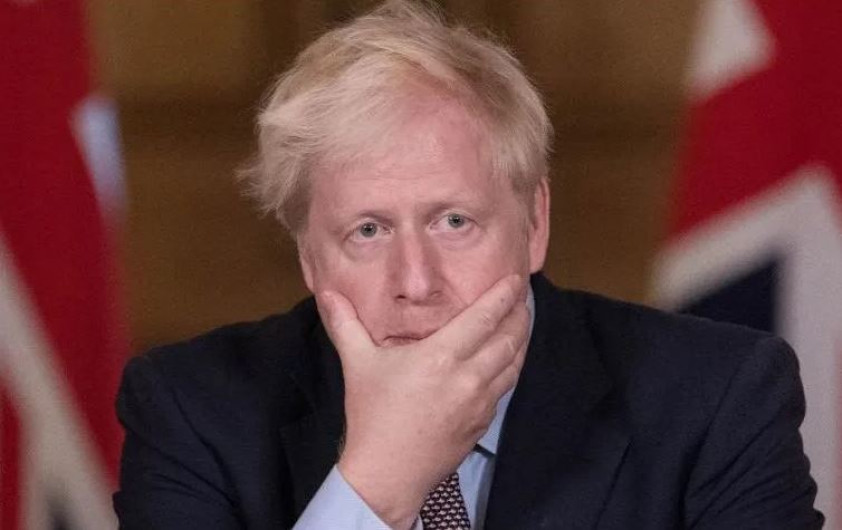 Anuncia Reino Unido endurecimiento de medidas contra COVID-19