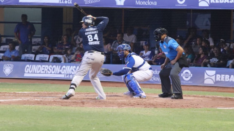 Sultanes vence 10-8 a los Acereros y se coloca 3-1 en play off