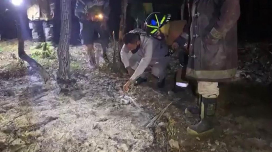 Cae meteorito en Victoria; PC analizará rocas encontradas entre las cenizas