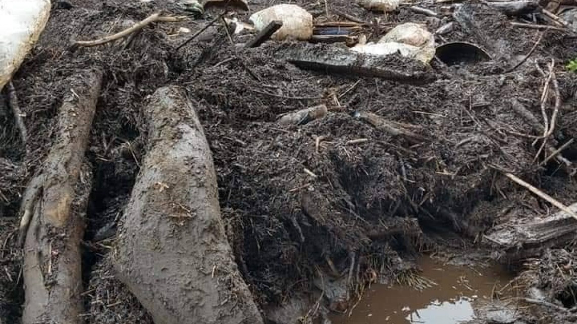 3 muertos tras desbordamiento de río en San Gabriel