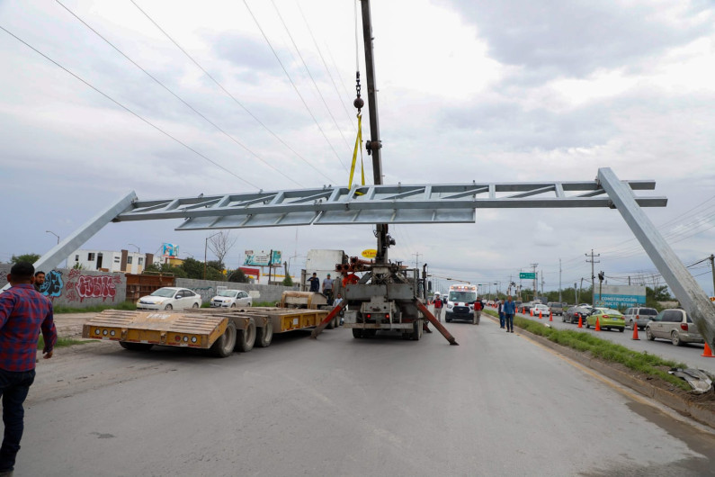 Retiró Ayuntamiento de Reynosa anuncio vial dañado por choque
