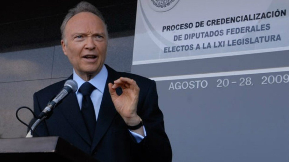 Alejandro Gertz Manero asume despacho de PGR 