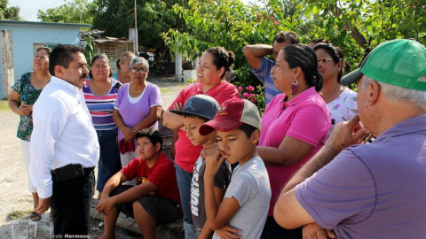 Instalan alumbrado en poblado de Valle Hermoso