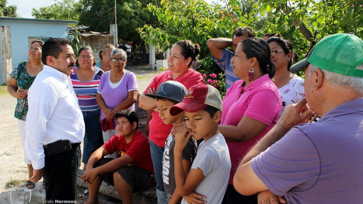 Instalan alumbrado en poblado de Valle Hermoso