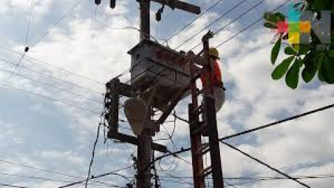 Continúan los apagones en red eléctrica en Matamoros.