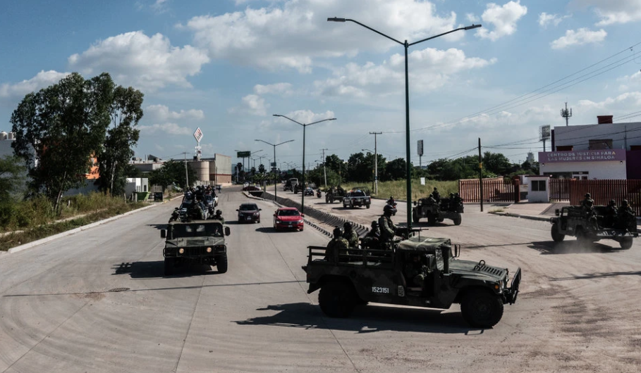 "¿Nuestras vidas no valen?”: familias de soldados en Culiacán