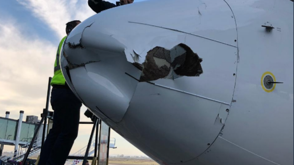 Avión de Aeroméxico impacta contra dron