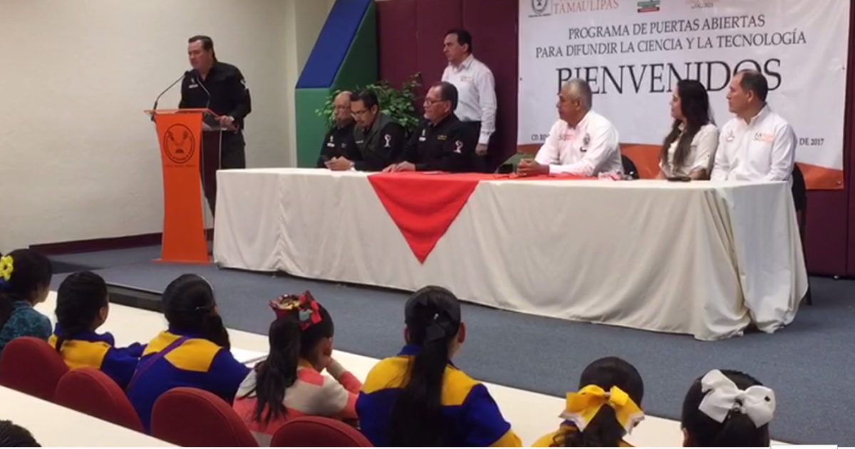 Apoyan obreros difusión de ciencia y tecnología entre pequeños