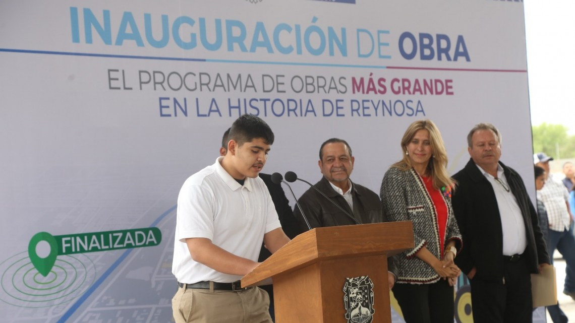 Inaugura obras Maki Ortiz