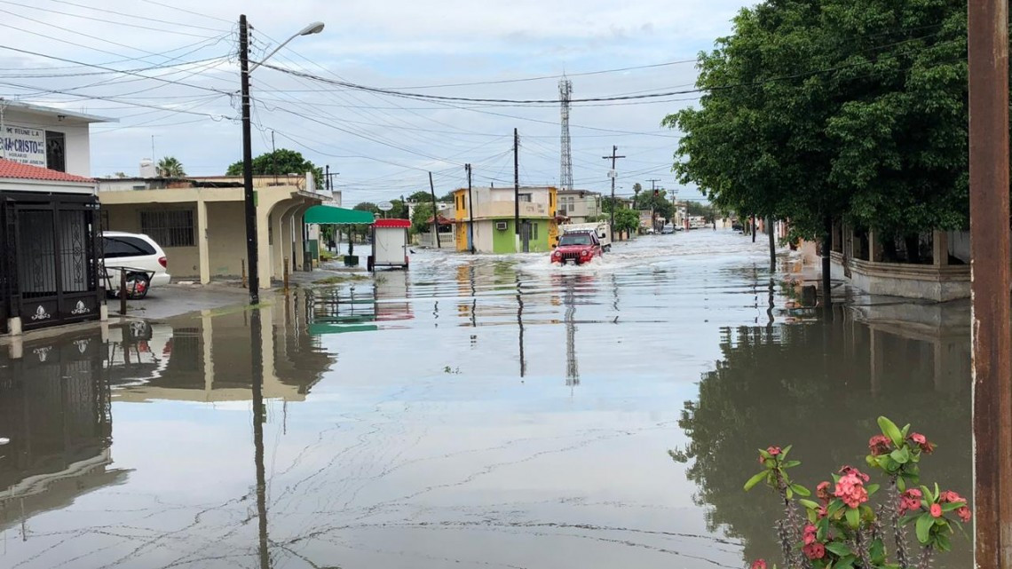 Lluvia inunda zonas bajas de Matamoros 