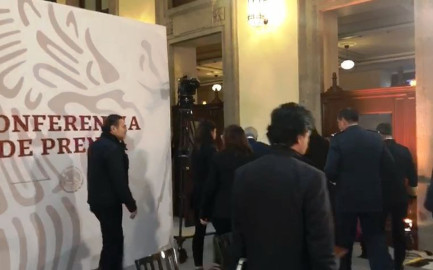 Suspenden Conferencia de Prensa por alerta sísmica
