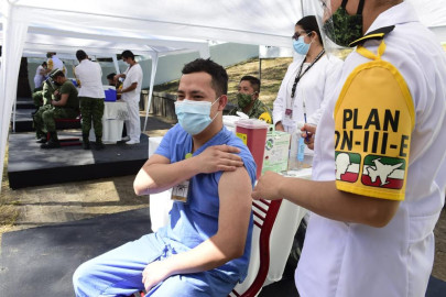 Continúa jornada de vacunación contra COVID-19 en México 