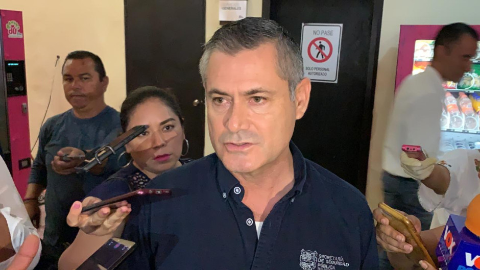 Para evitar saqueos, Seguridad Publica revisa supermercados