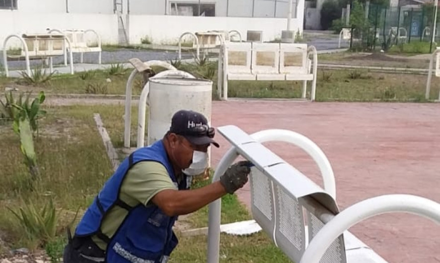 Desarrolla Municipio labores de mantenimiento de áreas verdes