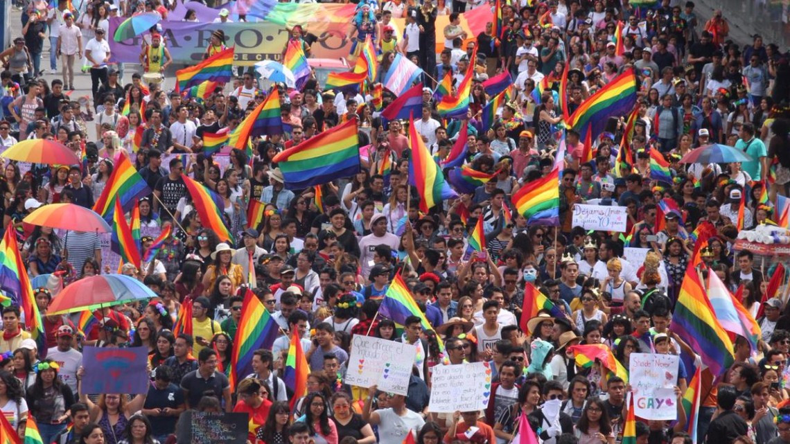 Puebla marcha por el orgullo LGBTI