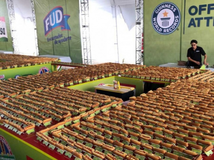 México rompe récord japonés del "hotcho" más grande del mundo